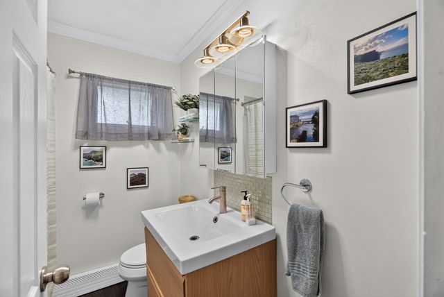 51 Cherry Hill Dr, Seekonk, MA 02771