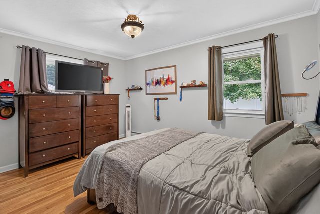 51 Cherry Hill Dr, Seekonk, MA 02771