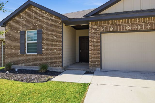 5325 Stone Meadow Lane, Fort Worth, TX 76179