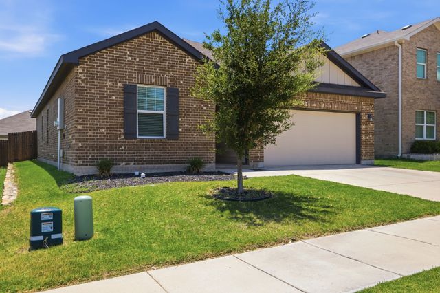 5325 Stone Meadow Lane, Fort Worth, TX 76179