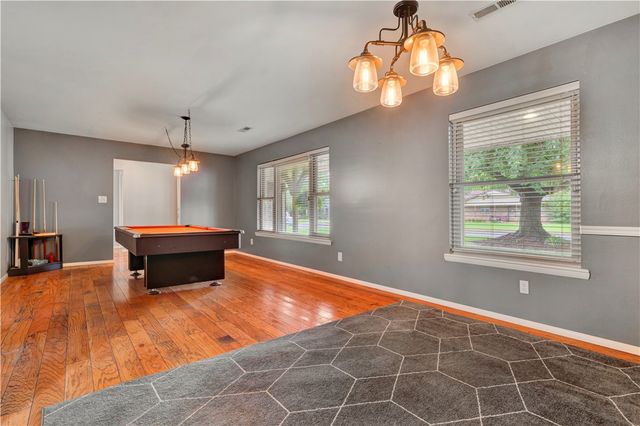 207 Angela Street, Springdale, AR 72762
