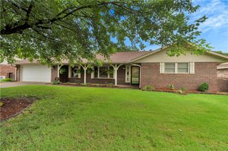 207 Angela Street, Springdale, AR 72762