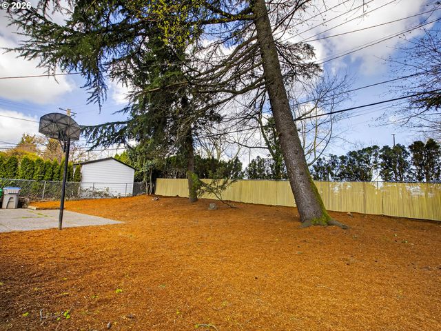 9955 Sw ARDENWOOD St, Portland, OR 97225