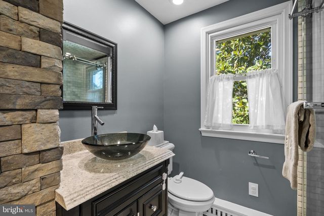 8703 SUDBURY PL, Alexandria, VA 22309