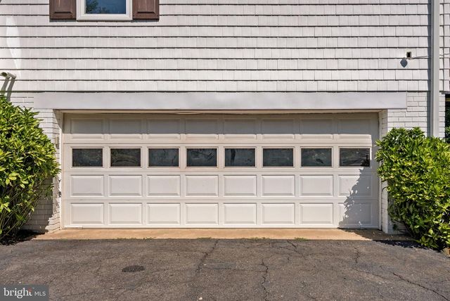 8703 SUDBURY PL, Alexandria, VA 22309