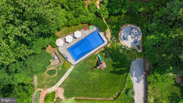 8703 SUDBURY PL, Alexandria, VA 22309