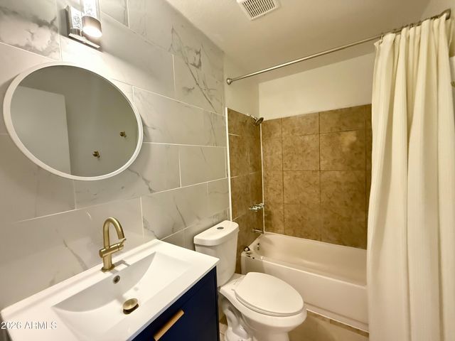 2061 S Apache Drive 1, Apache Junction, AZ 85120