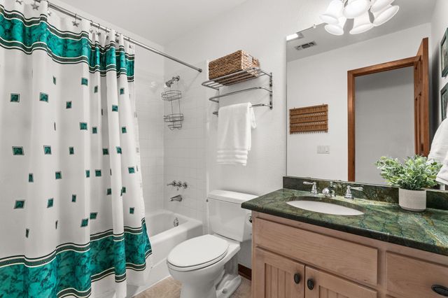 20106 Moon Dance LN, Spicewood, TX 78669