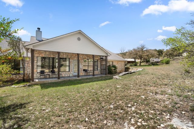 20106 Moon Dance LN, Spicewood, TX 78669