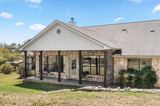 20106 Moon Dance LN, Spicewood, TX 78669
