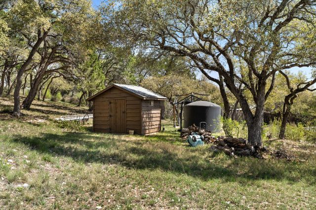 20106 Moon Dance LN, Spicewood, TX 78669