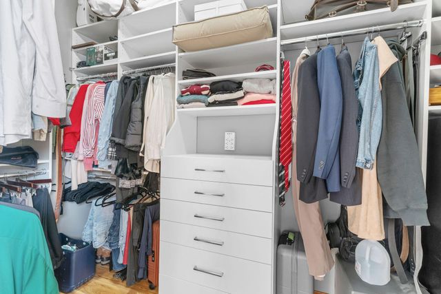 3194 W Knob Hill Street, Springfield, MO 65810