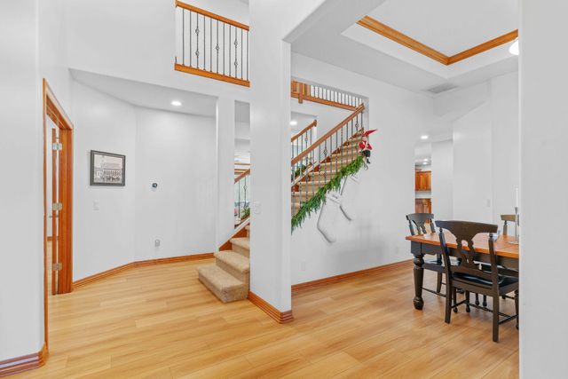 3194 W Knob Hill Street, Springfield, MO 65810