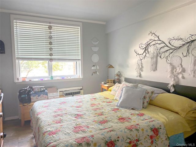 315 W 232nd Street 2M, Bronx, NY 10463