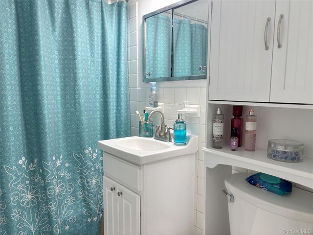 315 W 232nd Street 2M, Bronx, NY 10463