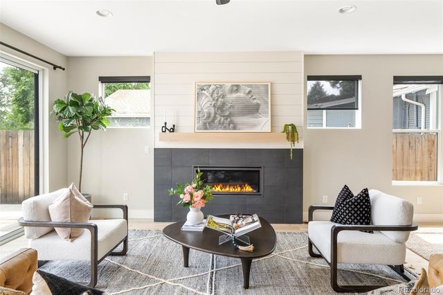2702 S Bannock Street, Englewood, CO 80110