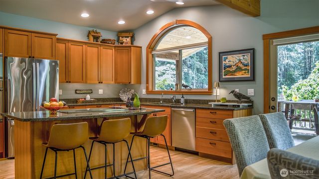 157 S Edwards Road, Port Townsend, WA 98368
