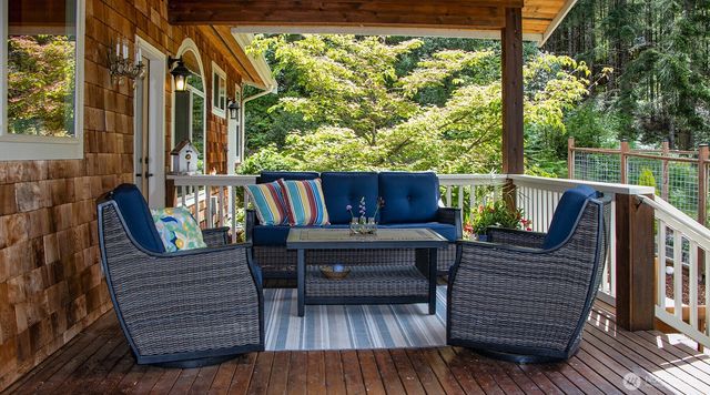 157 S Edwards Road, Port Townsend, WA 98368