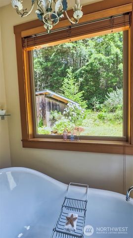 157 S Edwards Road, Port Townsend, WA 98368