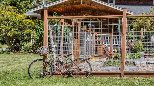 157 S Edwards Road, Port Townsend, WA 98368
