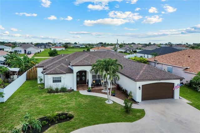 1130 NW 14th TER, Cape Coral, FL 33993