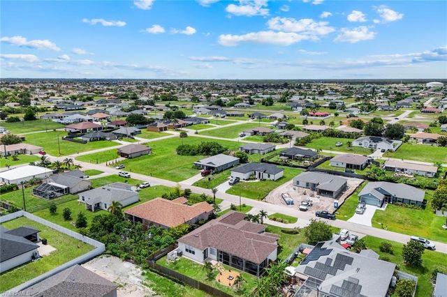 1130 NW 14th TER, Cape Coral, FL 33993