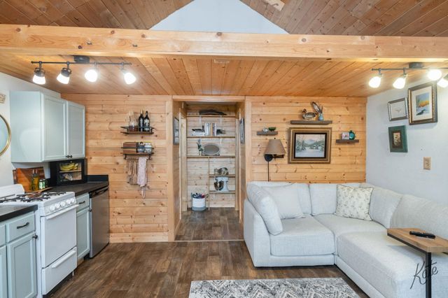 2700 LYCOMING COURT, Fairbanks, AK 99709