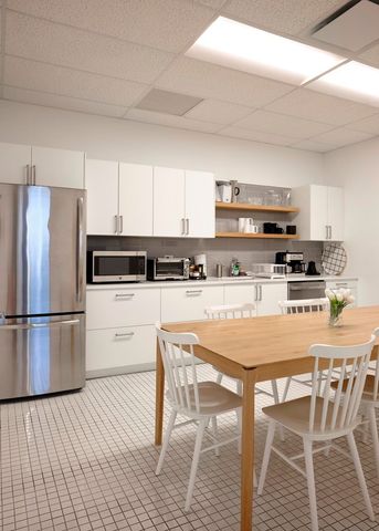 5480 N Elston Avenue, Chicago, IL 60630