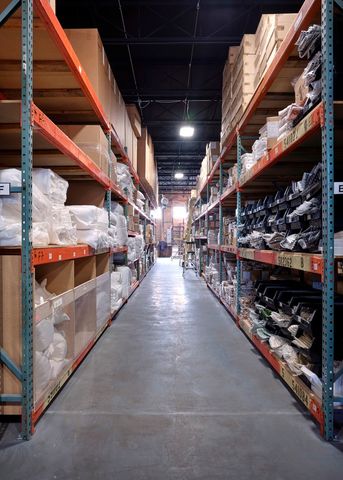 5480 N Elston Avenue, Chicago, IL 60630