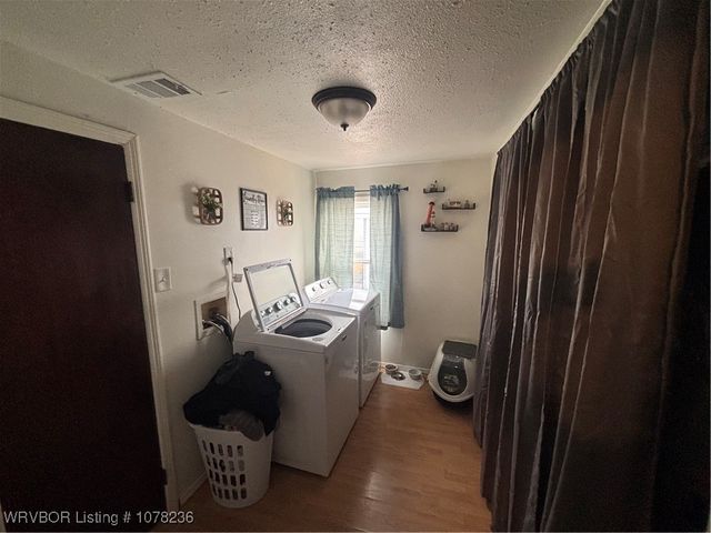404 Loy Avenue, Arkoma, OK 74901