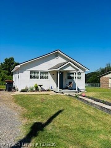 404 Loy Avenue, Arkoma, OK 74901