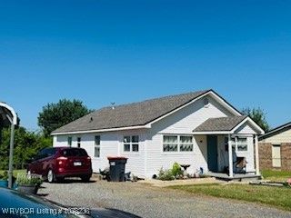 404 Loy Avenue, Arkoma, OK 74901