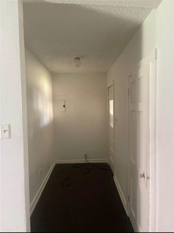 602 E 4th St, Alice, TX 78332
