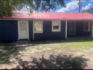 602 E 4th St, Alice, TX 78332