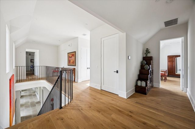 7 Hedwig Shadows Drive, Houston, TX 77024