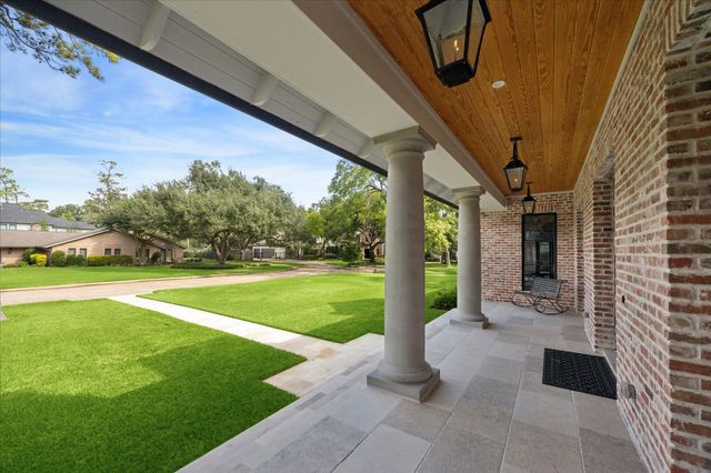 7 Hedwig Shadows Drive, Houston, TX 77024