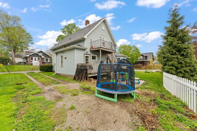 307 Michigan Avenue, Valparaiso, IN 46383