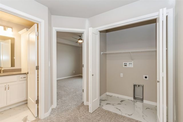 7023 Harlan Eddy Drive SW, Cedar Rapids, IA 52404