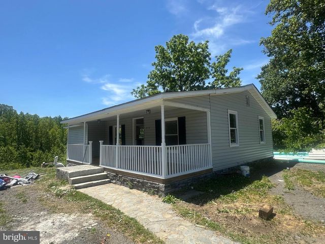 211 SANDY RIDGE RD, Fredericksburg, VA 22405