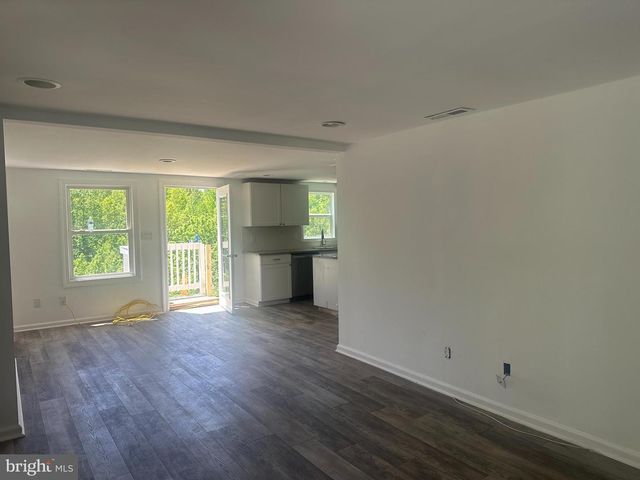 211 SANDY RIDGE RD, Fredericksburg, VA 22405