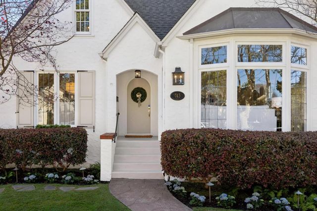 743 Winchester Drive, Burlingame, CA 94010