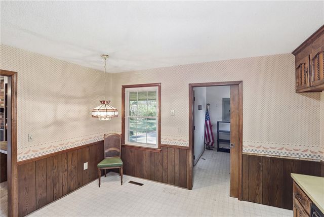 106 Oak Knoll Terrace, Anderson, SC 29625