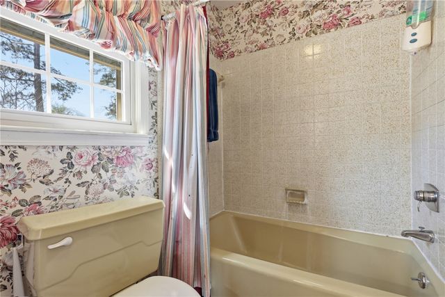 106 Oak Knoll Terrace, Anderson, SC 29625