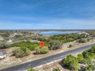 223 Emory Ct, Canyon Lake, TX 78133