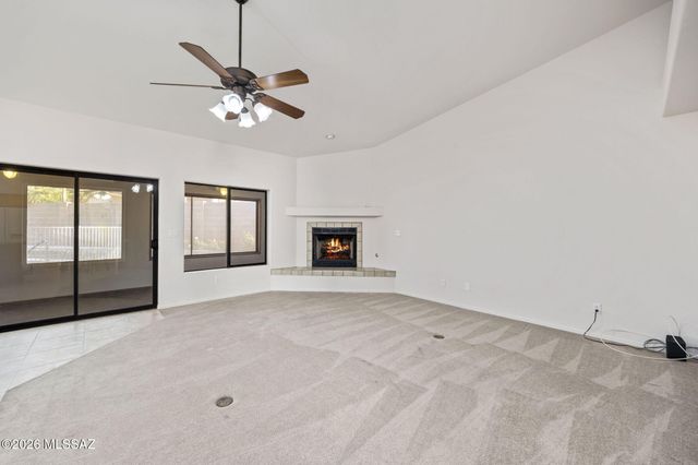 1638 N Debra Sue Place, Tucson, AZ 85715