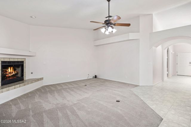 1638 N Debra Sue Place, Tucson, AZ 85715