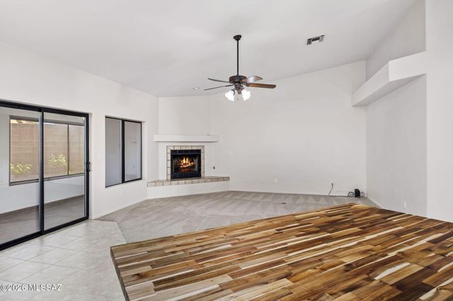 1638 N Debra Sue Place, Tucson, AZ 85715