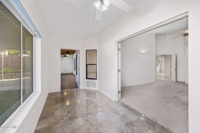 1638 N Debra Sue Place, Tucson, AZ 85715