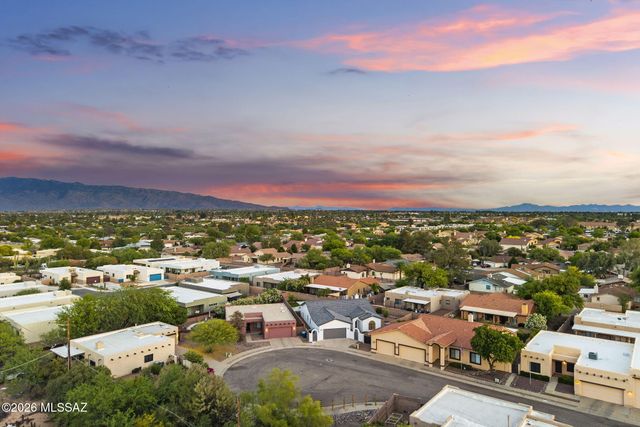 1638 N Debra Sue Place, Tucson, AZ 85715