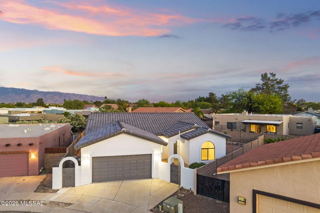 1638 N Debra Sue Place, Tucson, AZ 85715